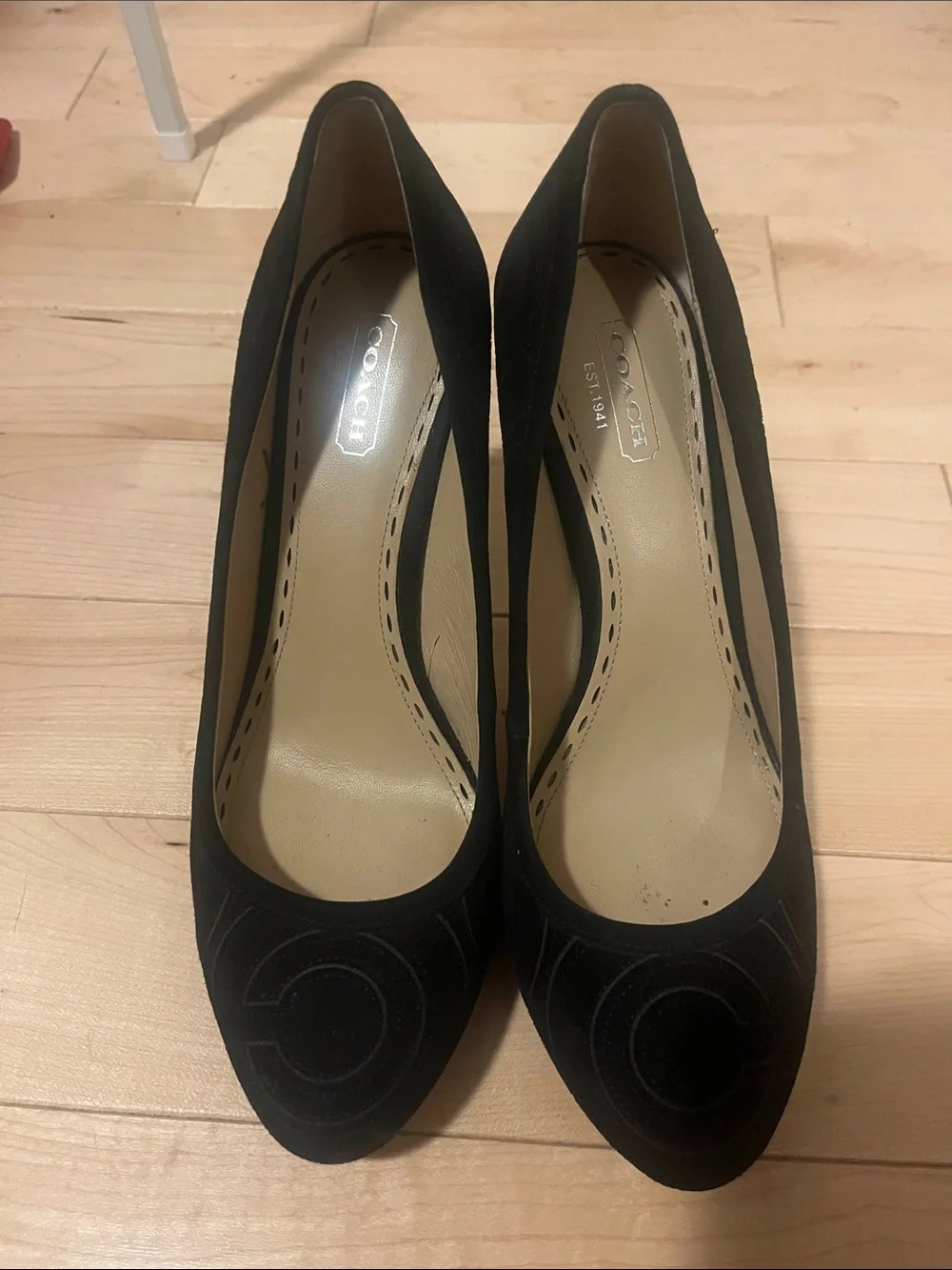 Coach sophisticated black